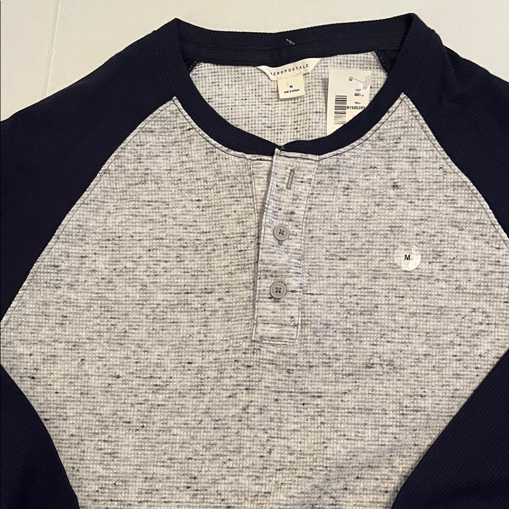 Aeropostale Men's Long Sleeve Henley in Navy and Heather Gray NWT